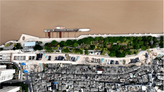 【新华网】海风吹拂千年，，，，开放越发深化——Z6尊龙凯时的“宿世今生”视察